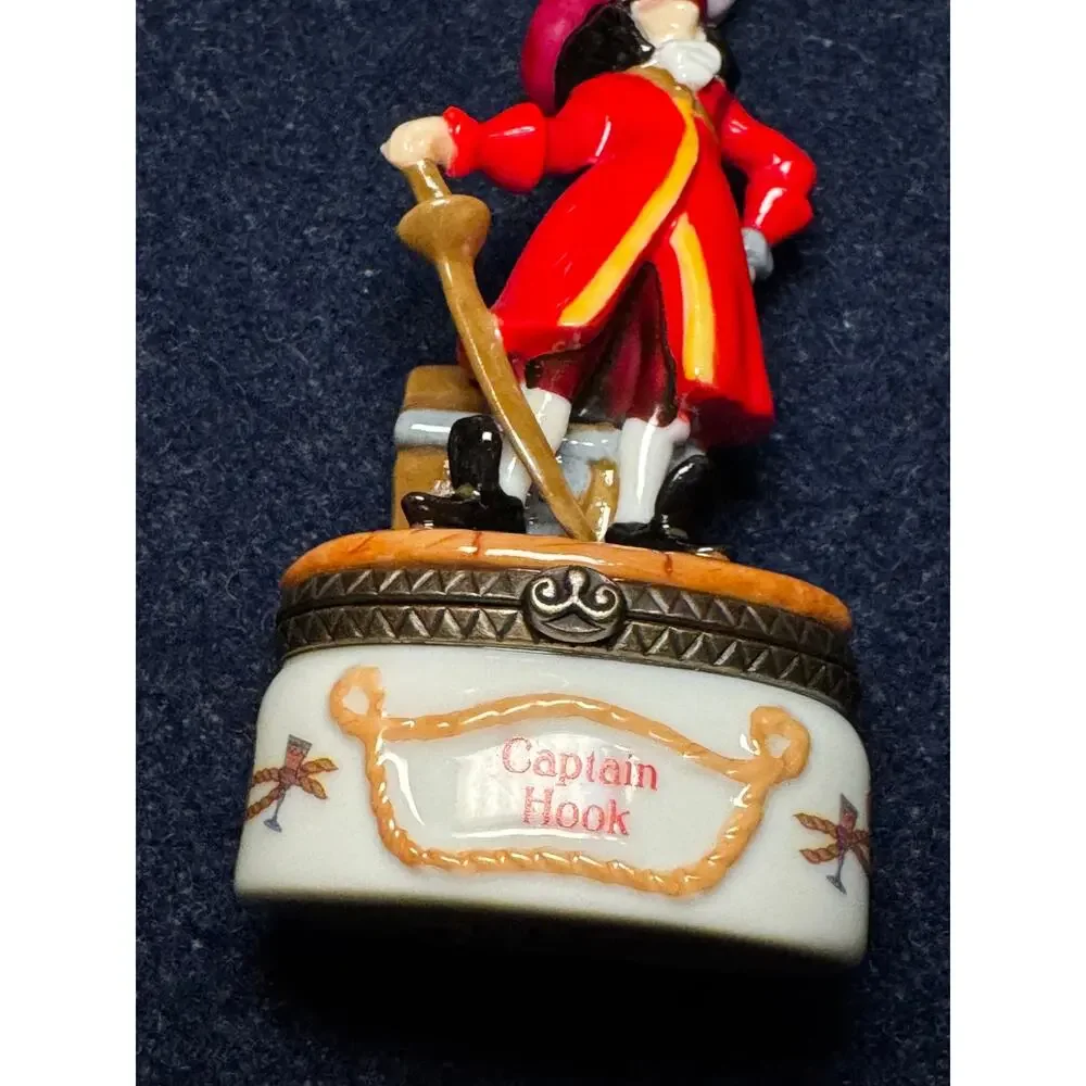 Vintage Disney Captain Hook Trinket Box w/ Looking Glass